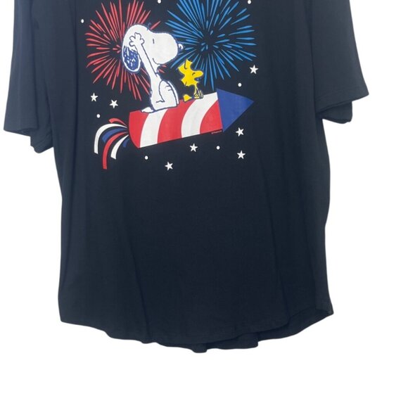 Snoopy Fireworks Thirt Womens 2XL Black Instant Message - Picture 5 of 8